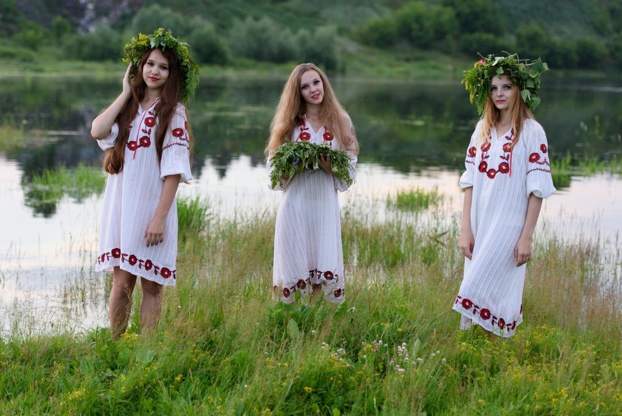 Slavic women in Pacanbaru