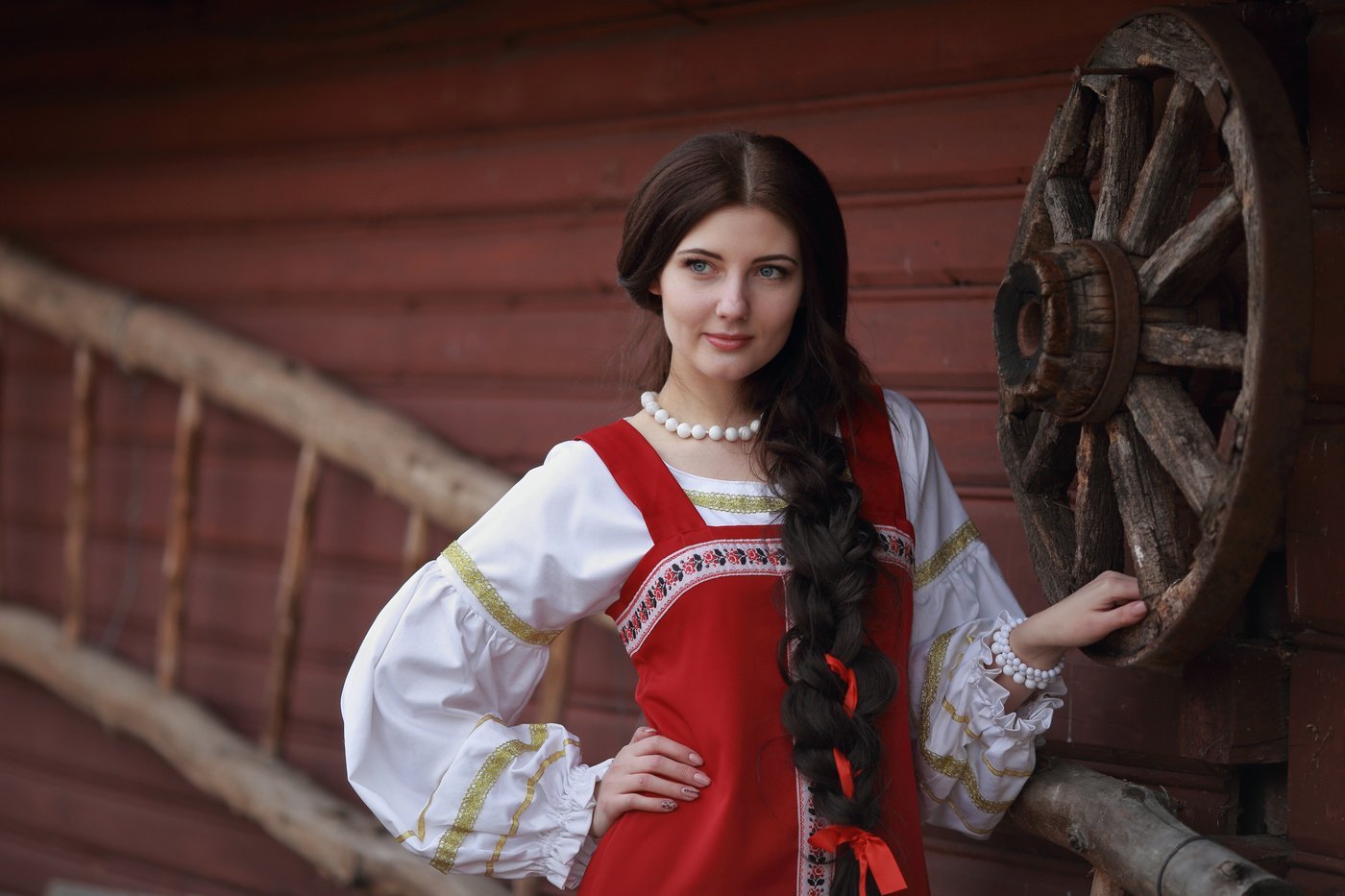 Girls in Slavic costumes in Pacanbaru